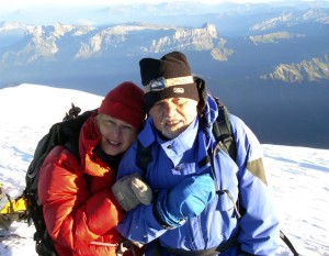 4 - Alpy, Mont Blanc po 51 letech s dcerou Ruth 4 807 m (2006) ()   Alps, Mont Blanc after 51 years, with daughter Ruth, 4 807 m (2006)