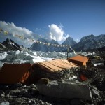 66 - Mt. Everest, Základní tábor (60x90)