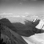 Himálaj-Nepál-Makalu Dlouhý stín Makalu   |   Himalaya-Nepal-Makalu The Long Shadow of Makalu (1973, 1976)